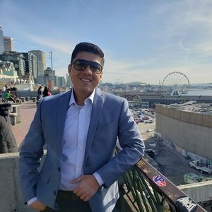 Meet your Posher, Adrian